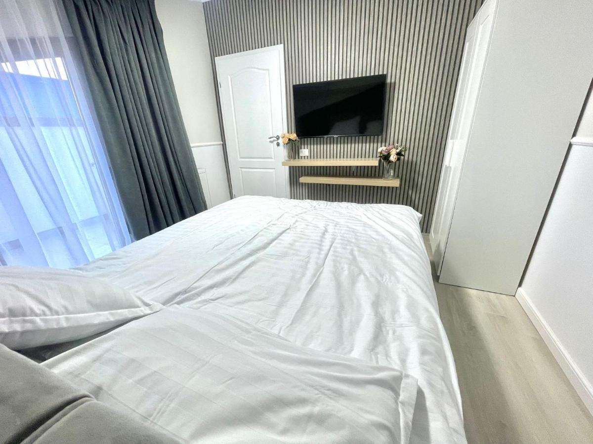 Baneasa Luxury Apartaments Bucharest Exterior photo