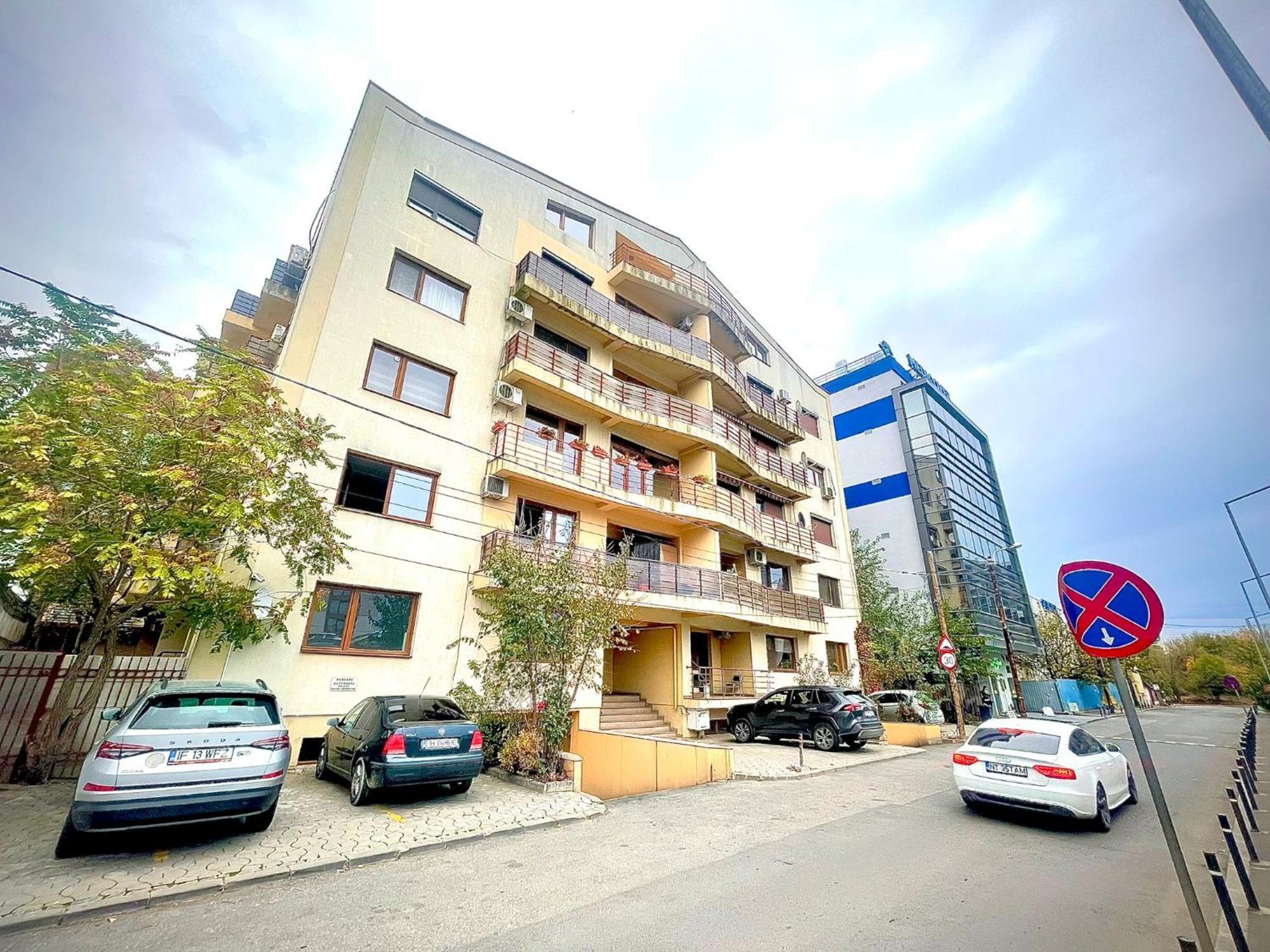 Baneasa Luxury Apartaments Bucharest Exterior photo